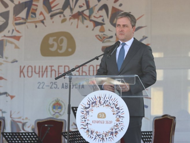 Selaković u RS: Mi smo jedan narod
