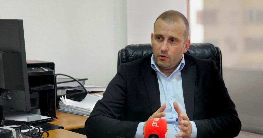 „Sekretarijat za komunalne poslove ne određuje gdje će kontejneri biti postavljeni“