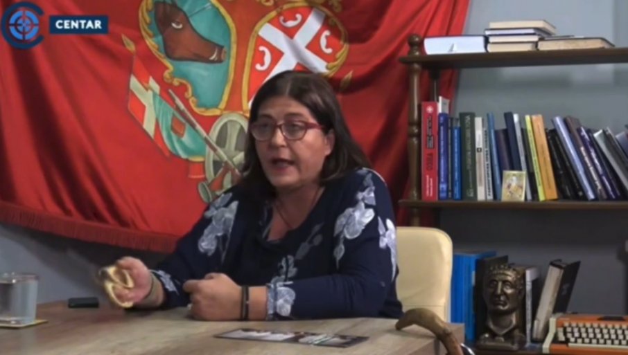 Ko je žena koja vodi proteste