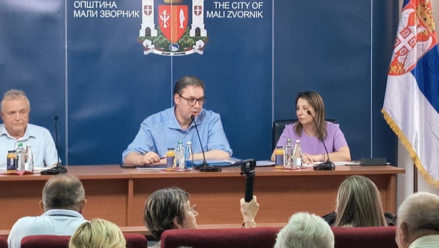 Vučić sa građanima Malog Zvornika: Ako vi kažete da nema kopanja, ja ću reći nema (VIDEO)