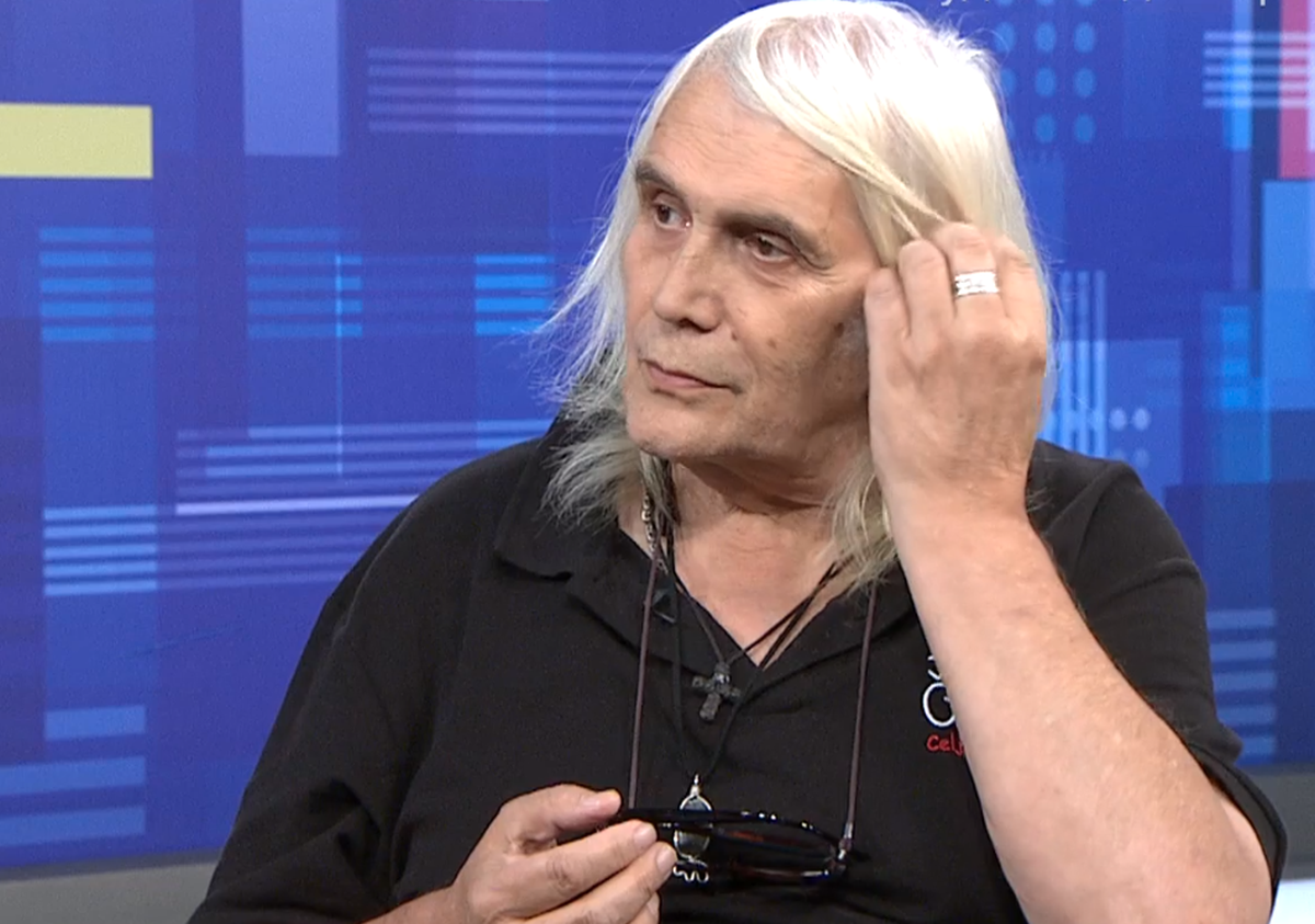 Bora Đorđević priključen na kiseonik
