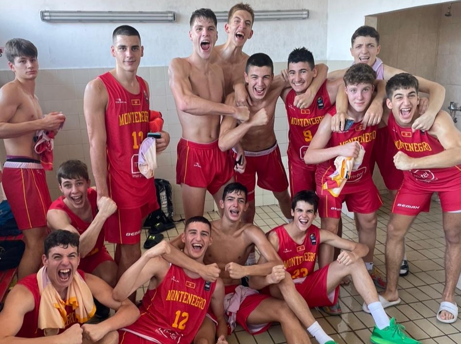 Kadeti Crne Gore i Srbije na ravne časti: Đukanović pogodio sa svoje polovine za pobjedu