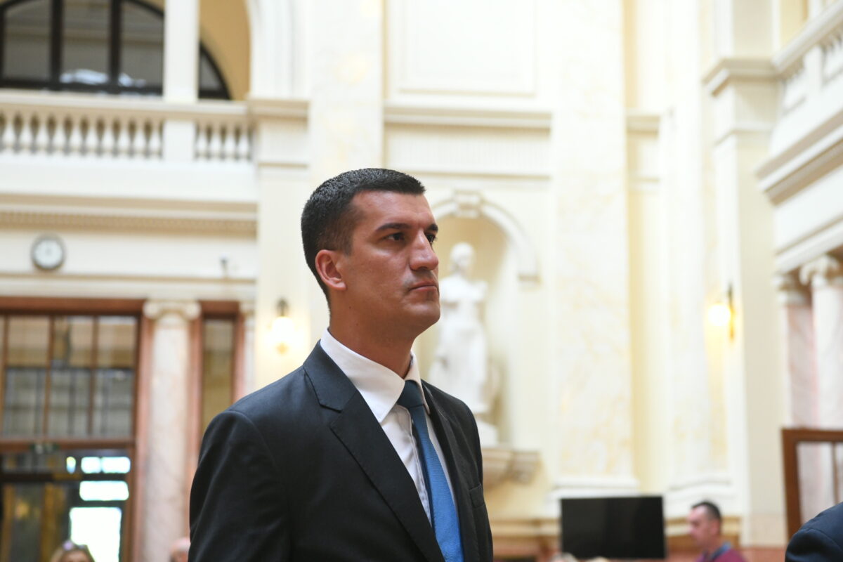 Kešelj: Ko dođe posle Danilovića na čelo KSS imaće visoko podignutu ljestvicu