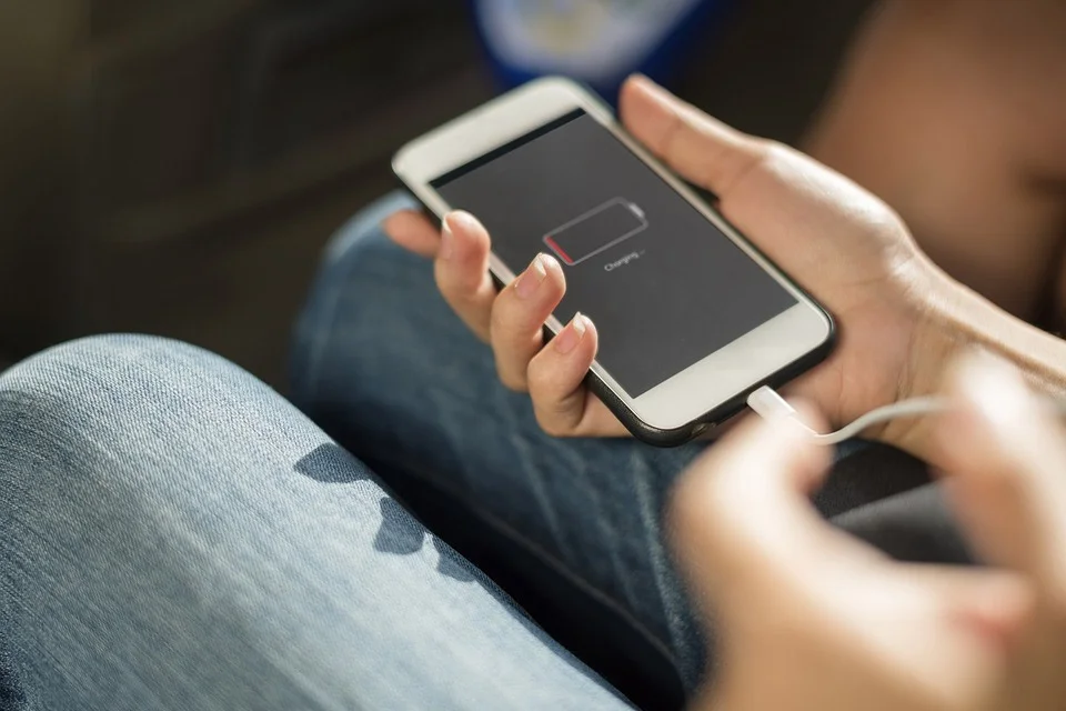 Xiaomi navodno razvija bateriju od 7.500mAh sa podrškom za brzo punjenje od 100W