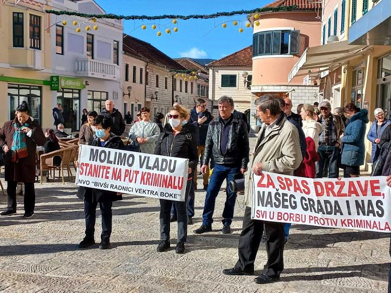 NVO „Bivši radnici Vektra Boke“: Hoće da prevare radnike i zakinu državu za četiri miliona