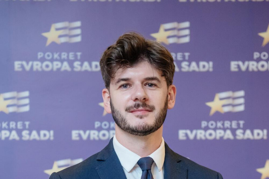 Čarapić poručio Milatoviću: Nezadovoljni ljudi imaju tendenciju da na okrutan način oponiraju pozitivnim inicijativama, takvo djelovanje odražava slabost