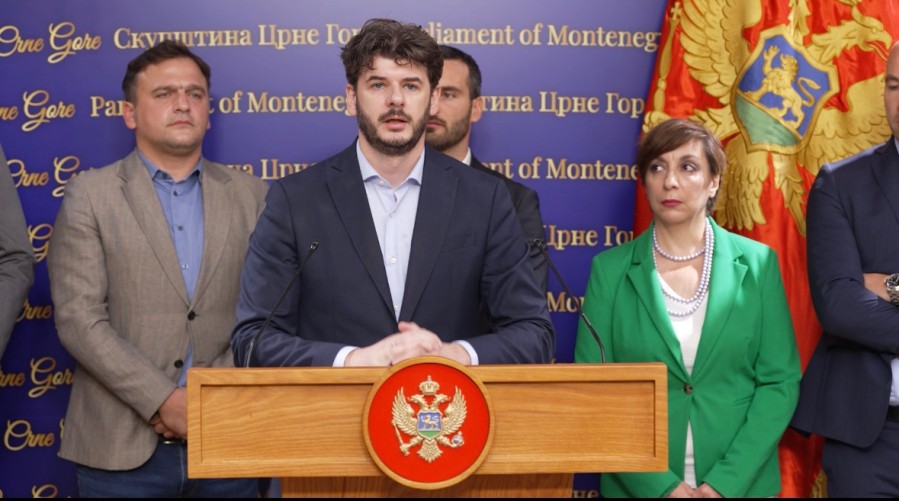Čarapić: Uvijek sam za političku stabilnost ali se i radujemo rangiranju Pokreta za Podgoricu na političkom nebu, bliski su Stevanu Džakoviću i Darku Pajoviću!