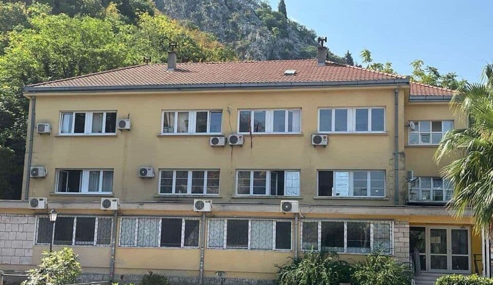 Osumnjičenom za obljubu nad djecom zabranjen pristup sali tek nakon prijave roditelja