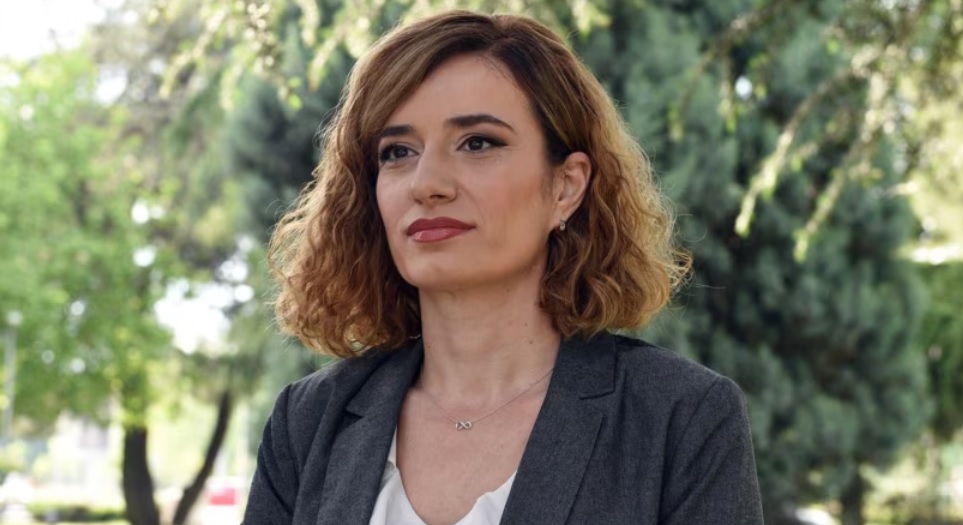Oglasila se struka; Jovana Marović poručila Đokoviću: Ne mogu ti se diviti dok se fotkaš sa Dražom i dok pjevaš „Nek se srpski barjak vije od Prizrena do Rumije“