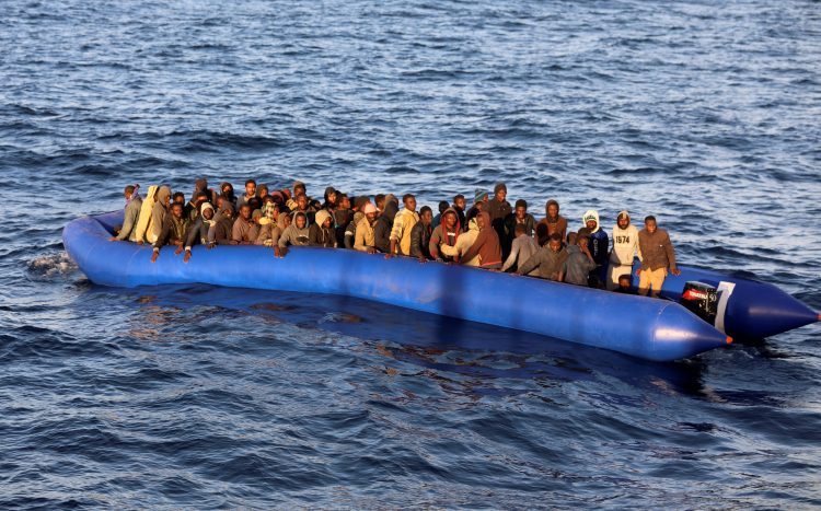 Drama na Drini: Prevrnuo se čamac pun migranata, u reci nestalo sedam osoba