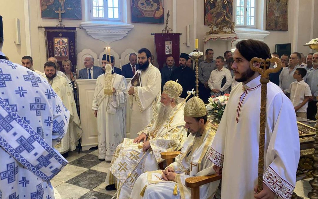 Mitropolit Joanikije bogoslužio povodom slave Herceg Novog: Sveti Stefan je bio zaštitnik svetorodne dinastije Nemanjića i njihovog naslednika bana Tvrtka