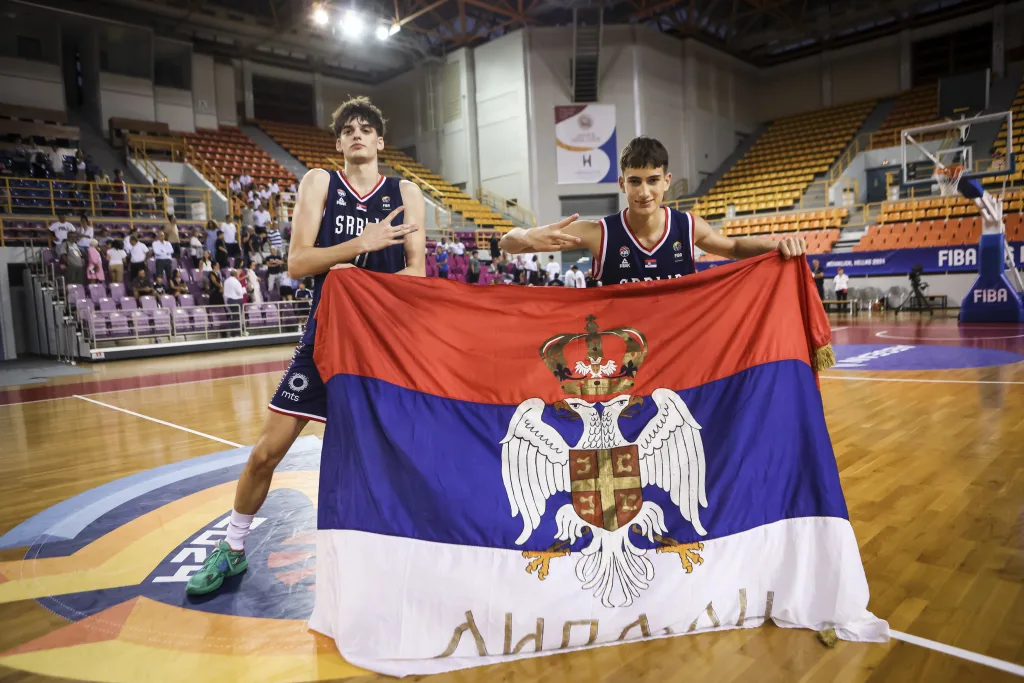Danilović vodio srpke kadete do bronze: Bjelić u idealnoj petorci