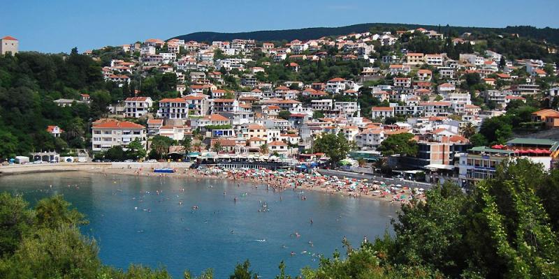 Ulcinj: Novčana kazna Švajcarcu zbog nasilja nad suprugom i sinom
