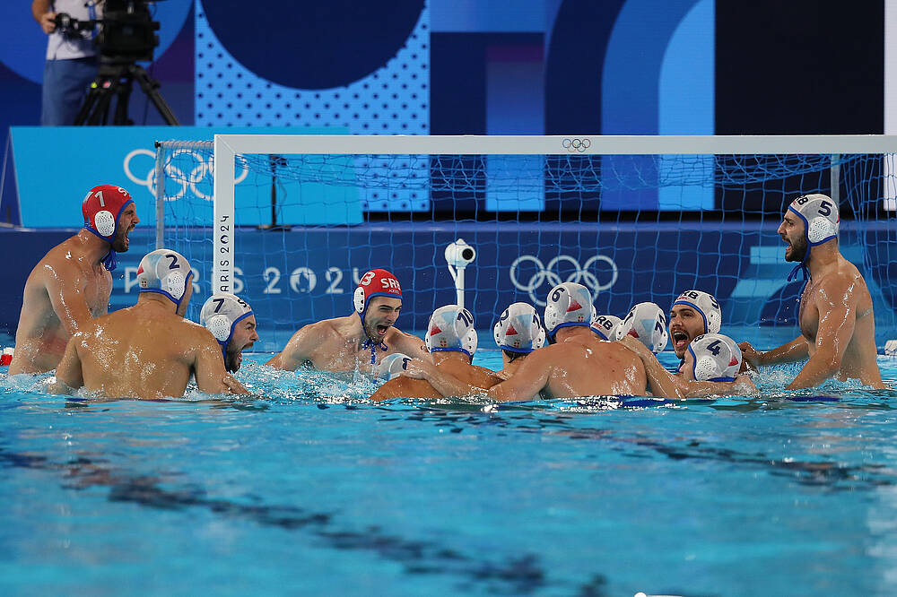 Vaterpolo klasik: „Delfini“ na Mađare