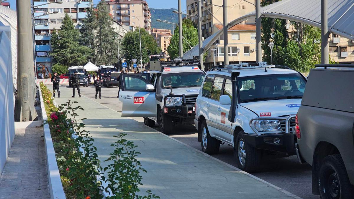 Kosovska Mitrovica: Kfor pojačao prisustvo na glavnom mostu