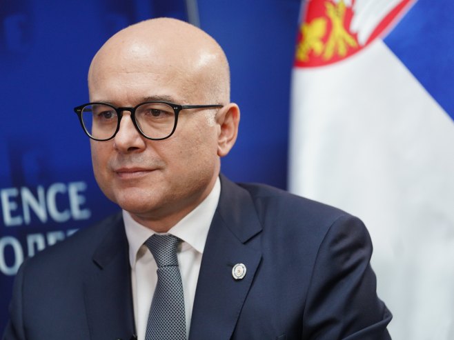 Premijer Srbije reagovao na prijetnje Vučiću: Cilj Kurtijevih opozicionara je da izazovu haos i političku destabilizaciju Srbije