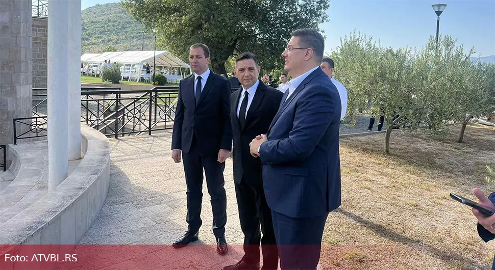 Vulin stigao u Prebilovce na obilježavanje 83. godišnjice ustaškog zločina nad Srbima