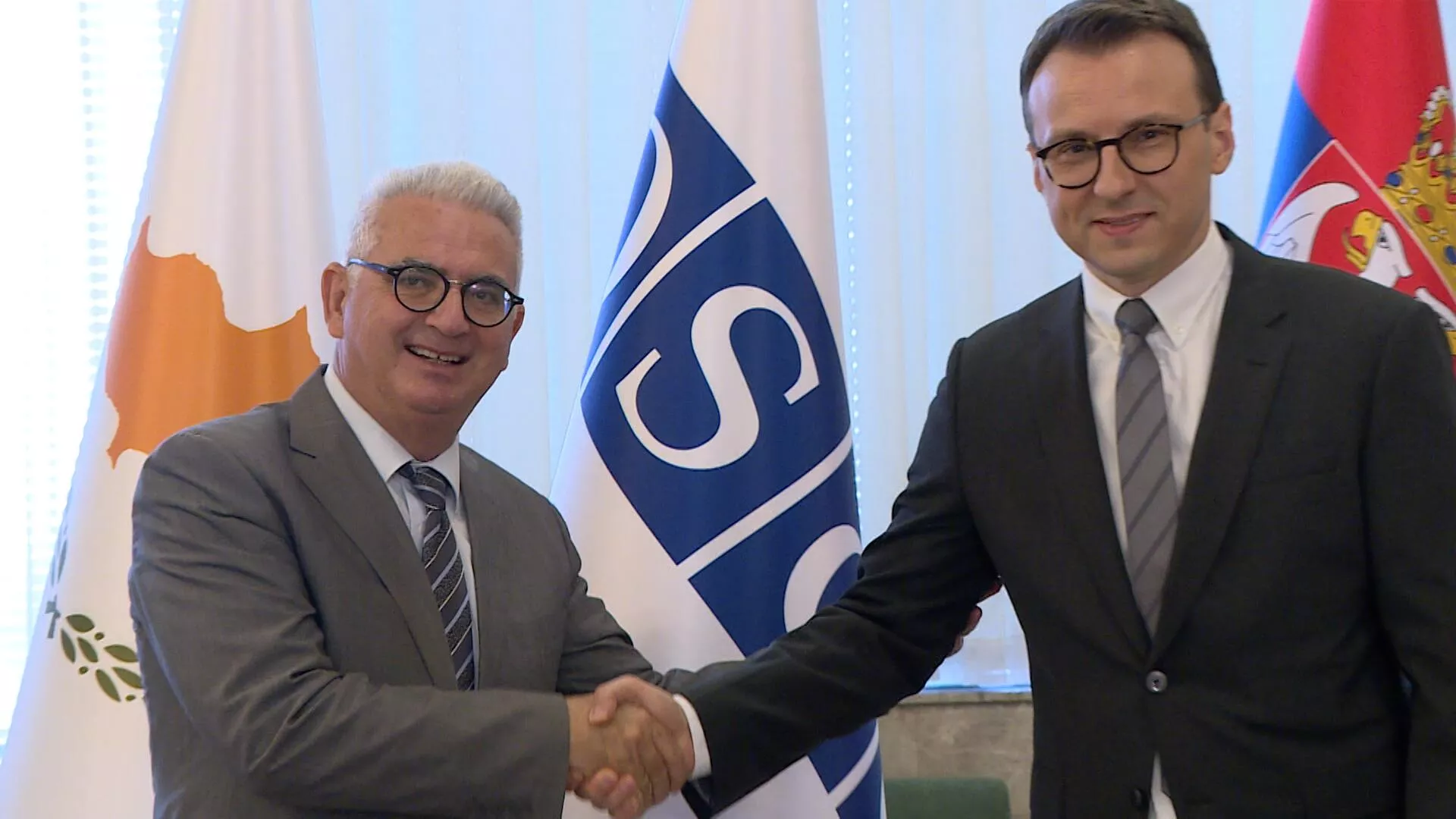 Petković s Hađijanisom o nasilju i teroru Prištine nad Srbima na KiM