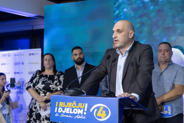 Brojke su neumoljive, niska izlaznost zakamuflirala pad podrške: DPS i sateliti od 2018. godine u Podgorici izgubili skoro 25.000 glasova!