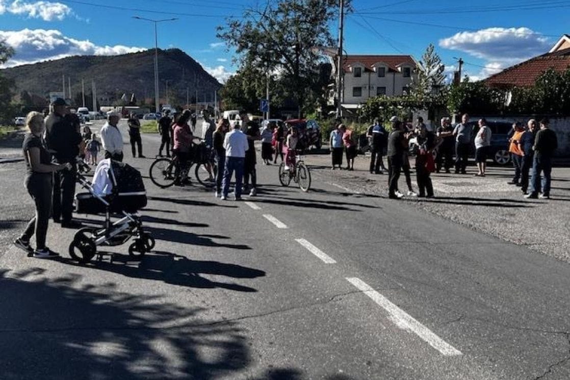 Mještani Gornje Gorice blokirali raskrsnicu: Zahtijevaju ležeće policajce i kružni tok