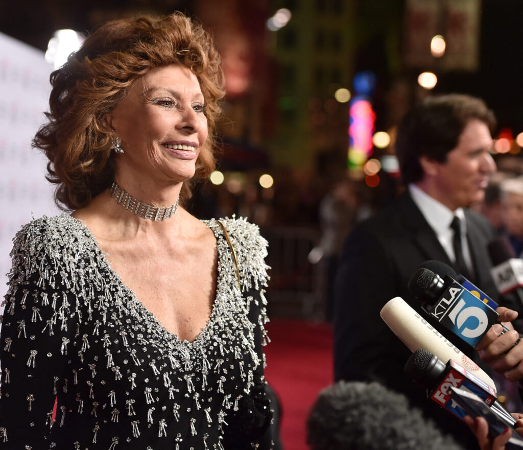 Sofija Loren slavi 90. rođendan: „Kad se pogledam u ogledalo, navijam za sebe“