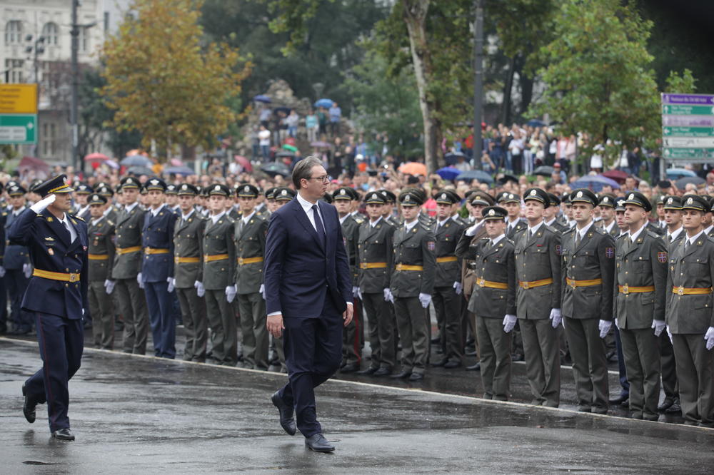 Vučić danas na promociji najmlađih oficira Vojske Srbije