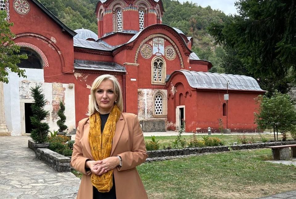 Borovinić Bojović posjetila Pećku patrijaršiju, Visoke Dečane i crkvu Svetog Luke u Vitomirici