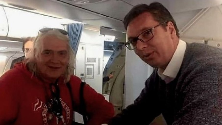 Predsjednik Vučić se oprostio od legendarnog frontmena Riblje čorbe