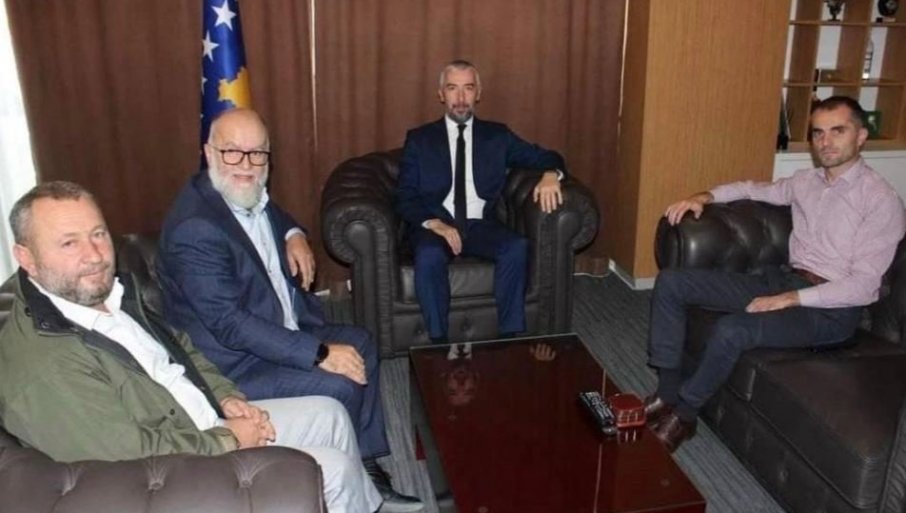 Nova Kurtijeva provokacija: „Samoopredjeljenje“ i islamisti bi da zidaju džamiju u sjevernom dijelu Kosovske Mitrovice
