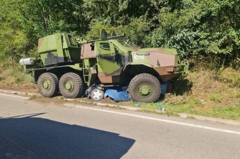 Stravičan udes kod Kraljeva: Petoro poginulo, uhapšen vozač vojnog vozila
