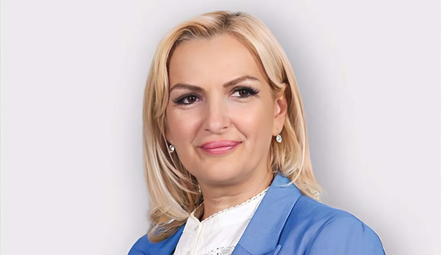 Ko ne glasa ženu još?