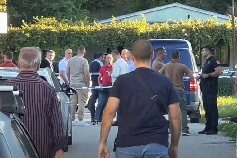 Na Lješkovića pucano iz snajpera sa obližnjeg brda