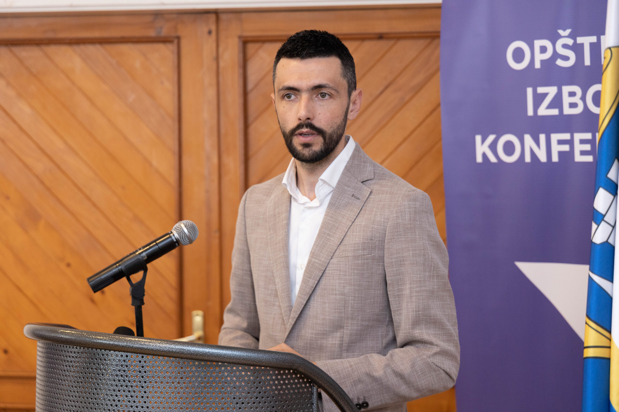 Živković o četvoro odbornika sa Cetinja koji su napustili DPS: Neka im je sa srećom