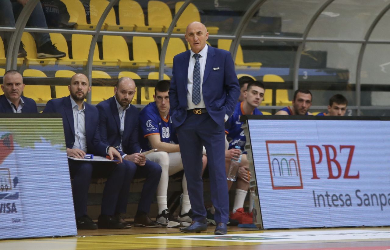 Mornar u jednom danu predstavio šest pojačanja
