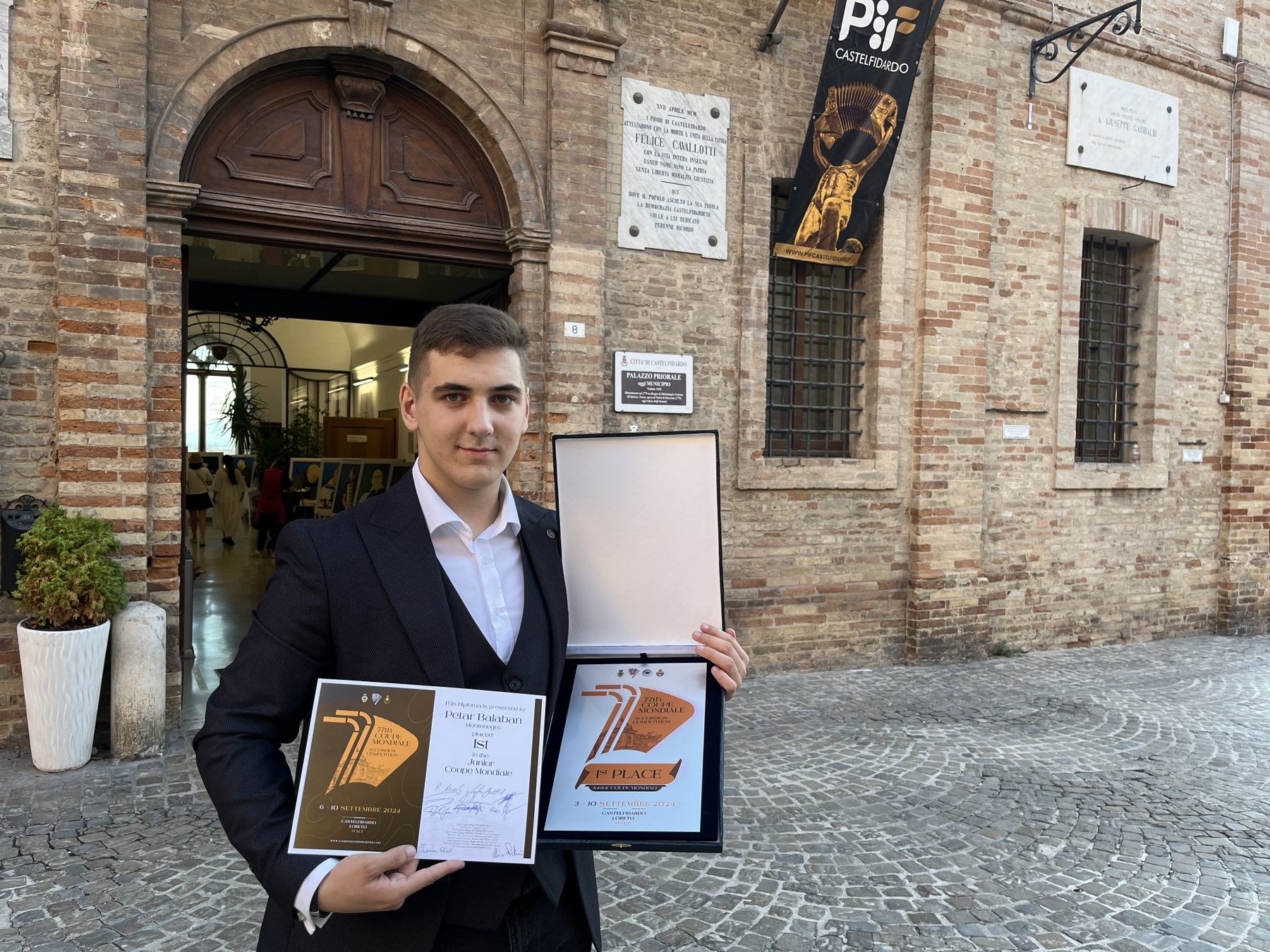 Petar Balaban juniorski šampion svijeta u klasičnoj harmonici