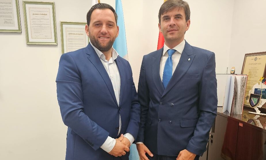 Ministar Azemović u posjeti Gusinju: Bićemo partner u svim projektima jačanja veza matice sa dijasporom