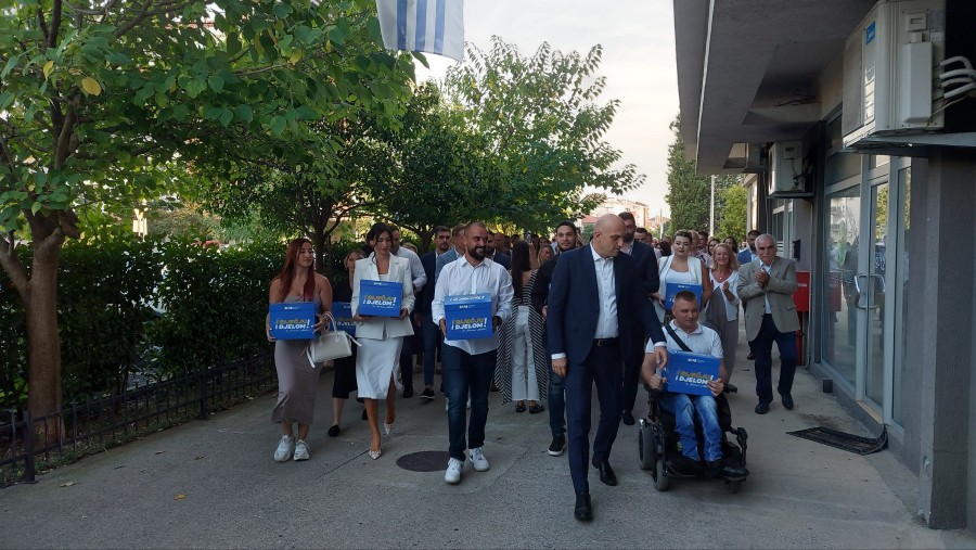 DPS predao listu za izbore u Podgorici