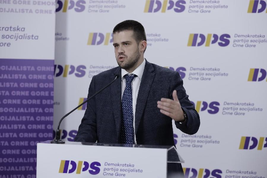 Nikolić: Ministarka se sakrila iza Borisa Pejovića, svakako pozdravljam što za razliku od Saše Mujovića ima makar zrno integriteta