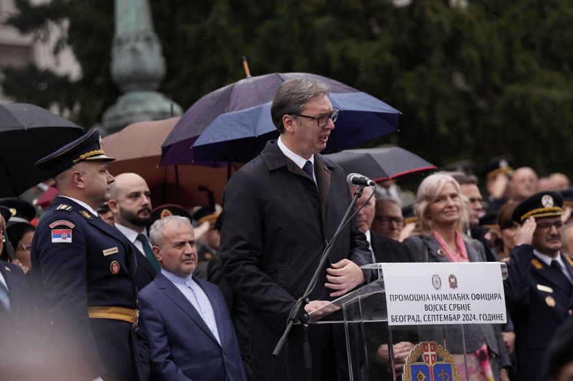 Vučić: Potpisao sam saglasnost za obavljanje redovnog vojnog roka u trajanju od 75 dana