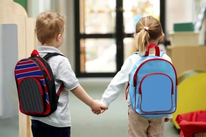 Za gotovo 600 šestogodišnjaka odložen upis u školu