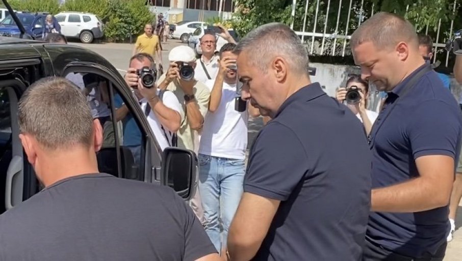 Mrkić javio Veljoviću: Ponudio sam Jokoviću milion evra da makne Burzanovićku i za sve ostale po milion da dovede nekog našeg