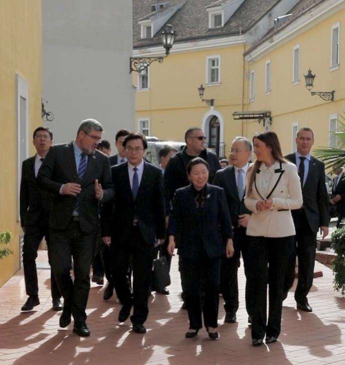 Potvrda čeličnog prijateljstva Srbije i Kine: Ministarka Mesarović sa visokom delegacijom Komunističke partije Kine u Novom Sadu