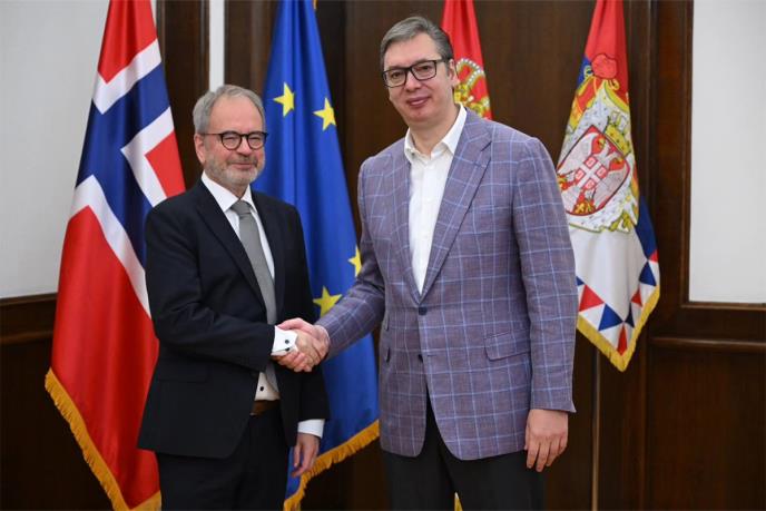 Vučić sa specijalnim izaslanikom Kraljevine Norveške za Zapadni Balkan Hokonom Blankenborgom