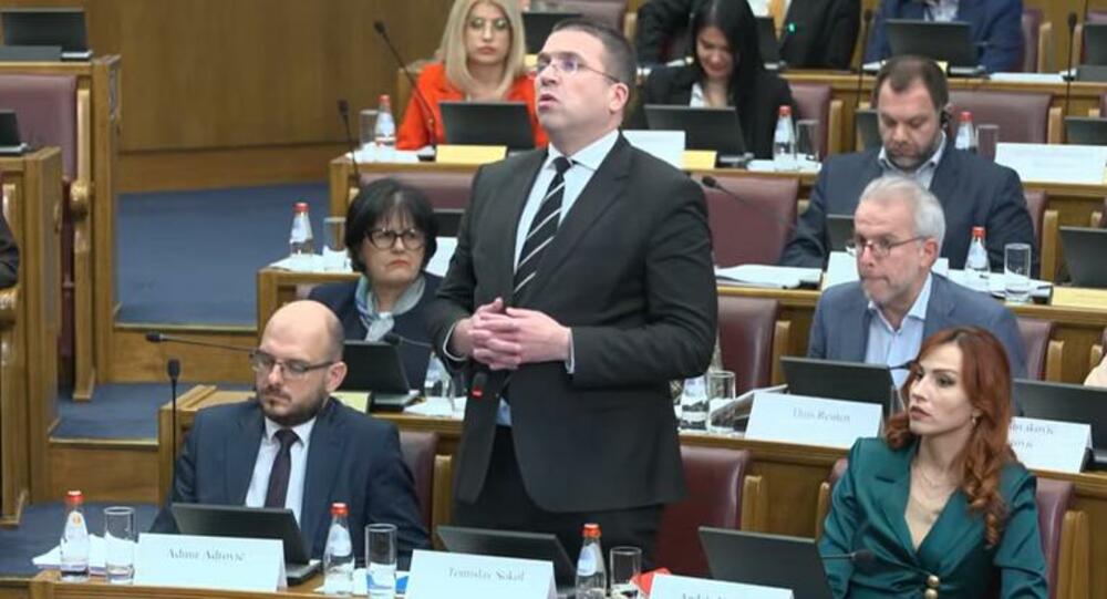 Novi diplomatski skandal u režiji hrvatskih političara: Sokol raširio srbofobna krila u Podgorici i grubo se umiješao u unutrašnje stvari Crne Gore