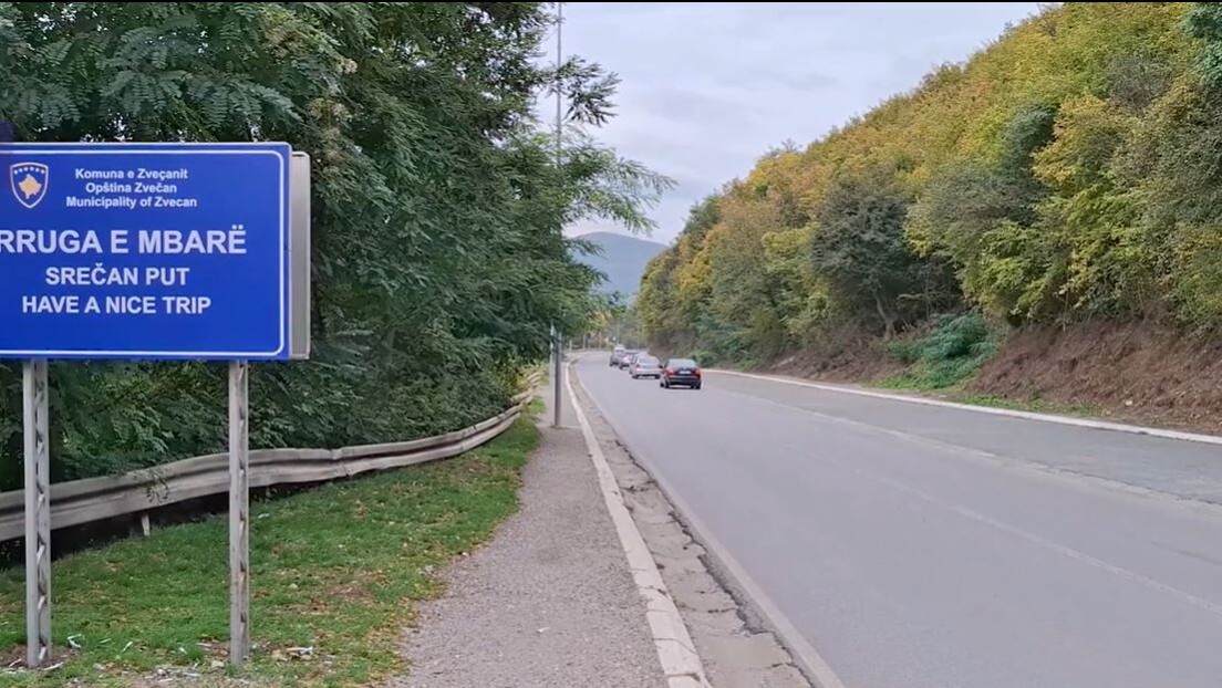 Uklonjena ćirilična tabla u Zvečanu