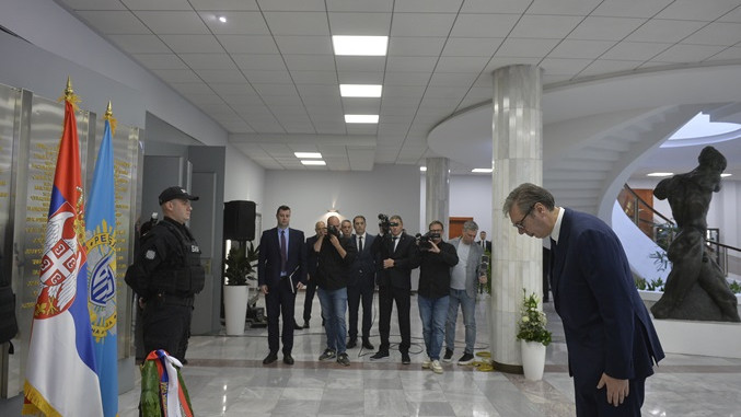 BIA obilježava 22 godine rada, Vučić položio vijenac