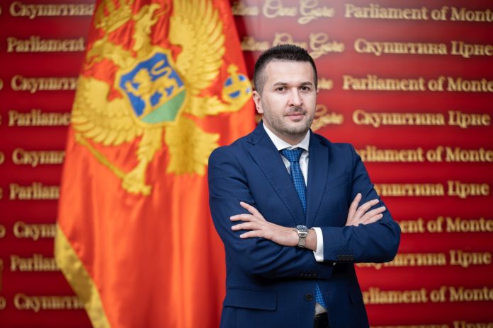 Pejović: Politika ucjena neprihvatljiva, rezultati izbora jasno definišu kome pripada pozicija gradonačelnika