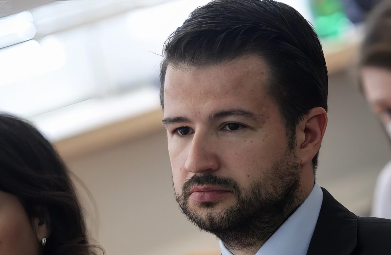 ROĐAČE, OPREZNO KROZ MINSKO POLITIČKO POLJE