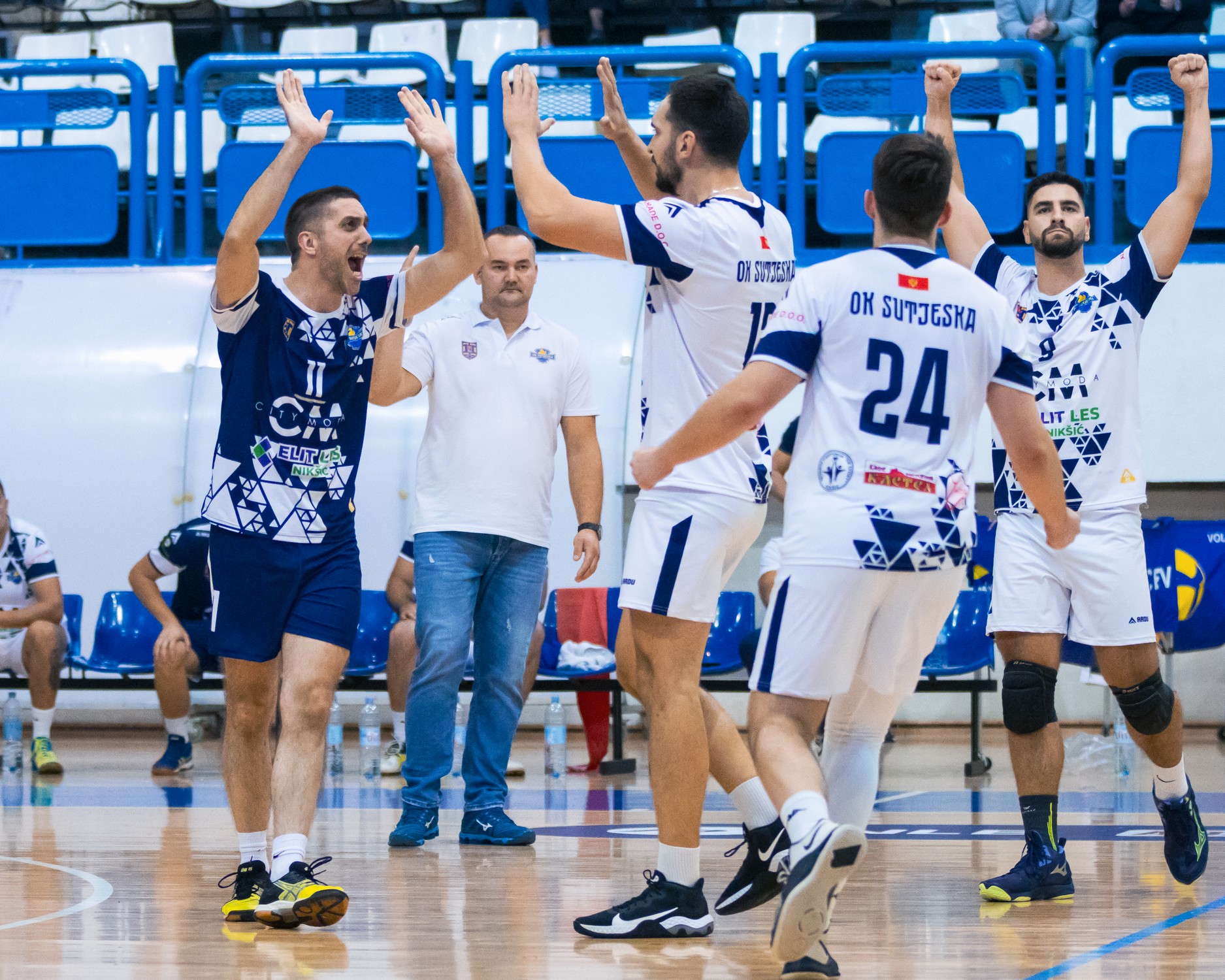 EPCG Superliga: Budva u Nikšiću, Jedinstvo i Budućnost protiv barskih timova