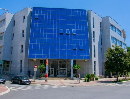 U Tivtu nije održana sjednica lokalnog parlamenta, Bokeški forum i opozicija nijesu došli